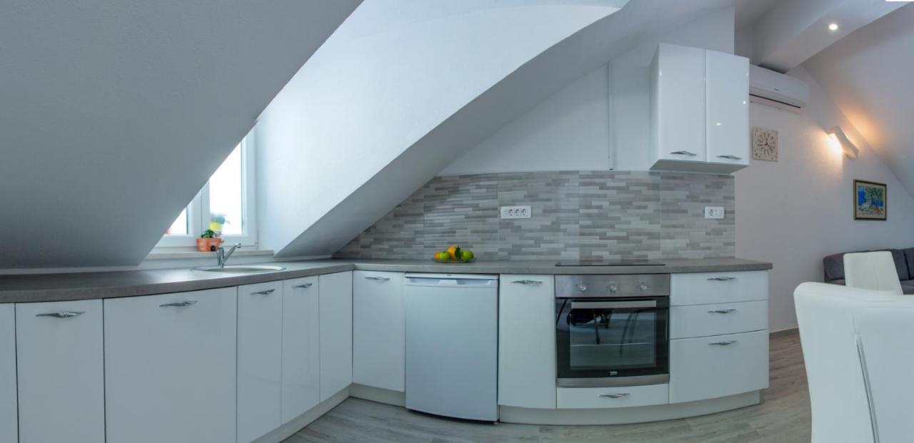 Ma_lu Apartamento Pucisca